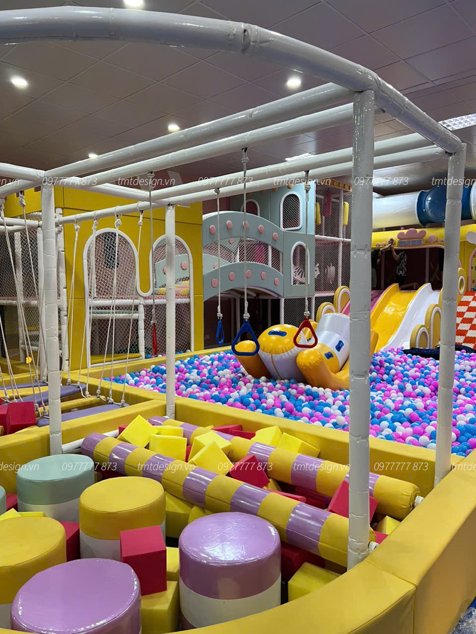 Thiet-ke-thi-cong-khu-vui-choi-2026-9